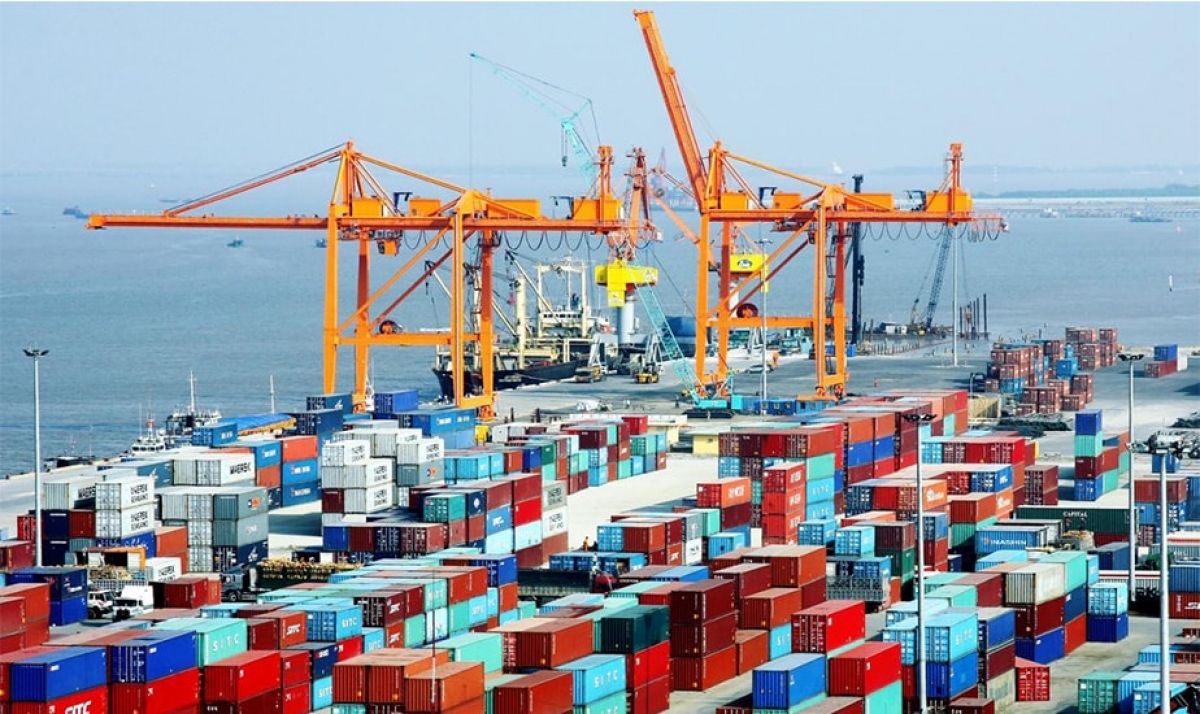 Không Tính Đường Đi Của Hàng Hóa Trước Khi Đặt